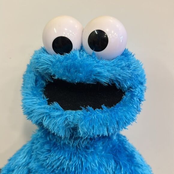 Cookie Monster Peekaboo 13" Electric Plush Toy Sesame Street 2020 Talking Hasbro - Picture 3 of 8